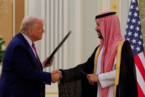 Tokom posjete Rijadu, Donald Trump i saudijski prijestolonasljednik potpisali su najveći ugovor o naoružanju u historiji SAD-a, vrijedan 142 milijarde dolara.